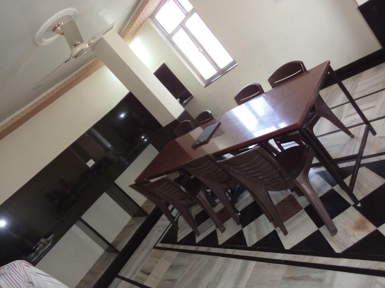 Hotel Gem Palace Τζαϊπούρ Εξωτερικό φωτογραφία
